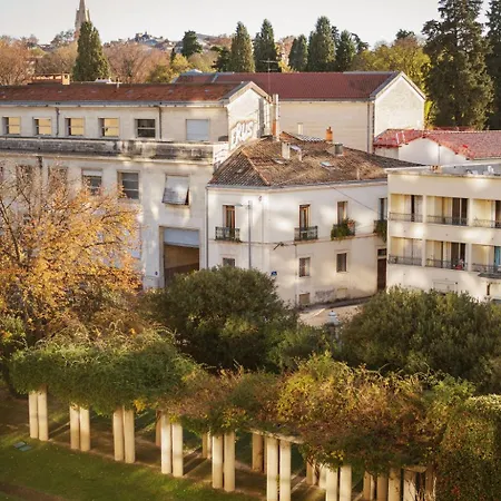 Le Joyau Loft Historique Et Arbore Avec Garage Apartament *