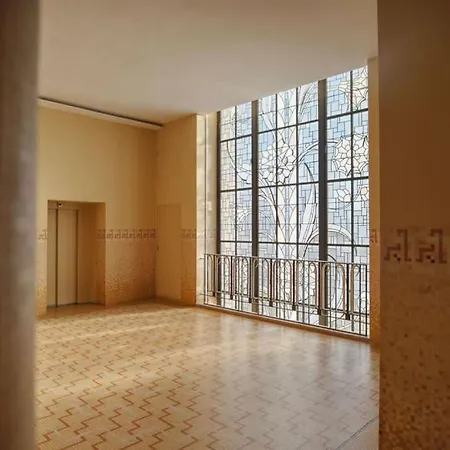 Le Joyau : Loft Historique Et Arboré, Centre-ville * Montpellier