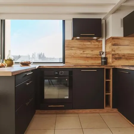 Le Joyau : Loft Historique Et Arboré, Centre-ville *