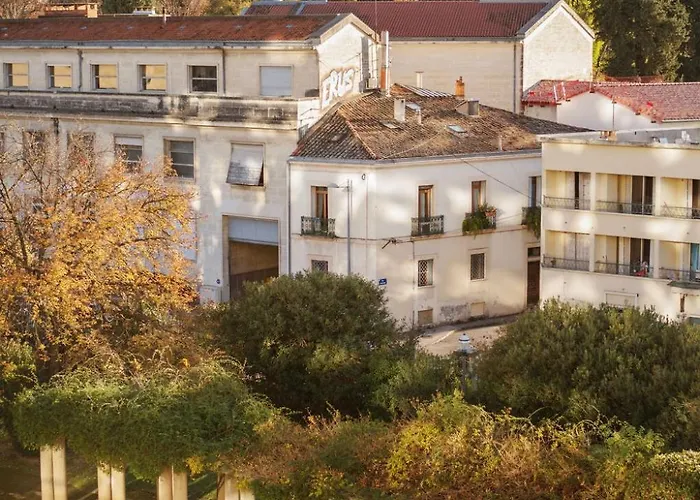 Le Joyau Loft Historique Et Arbore Avec Garage شقة *